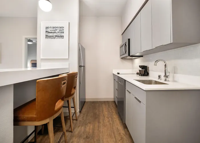 Homewood Suites Dallas-Frisco
