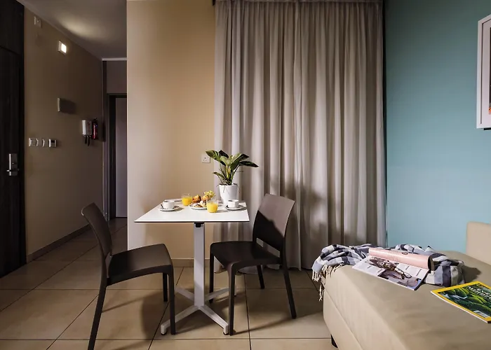 115 The Strand Hotel By Neu Collective