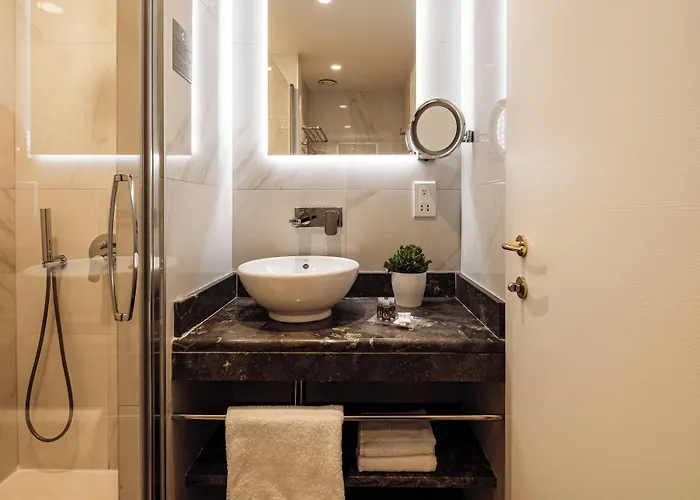 115 The Strand Hotel By Neu Collective