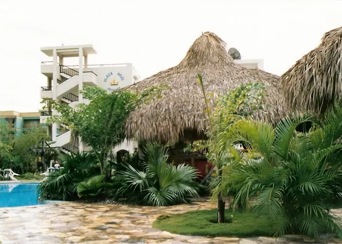 Plaza Real Resort