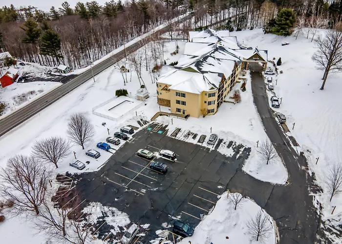 Mountain Edge Suites At Sunapee, An Ascend Collection Hotel