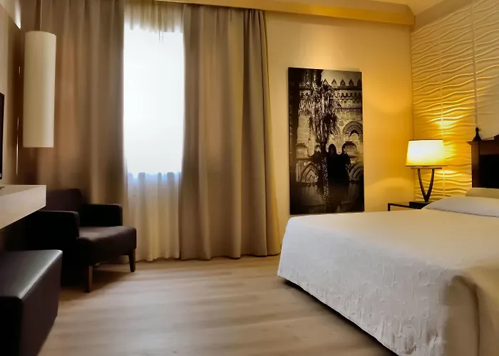 Hotel Federico II Central Palace