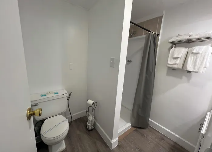 Economy Inn