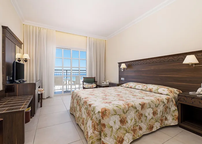 Anais Bay Hotel