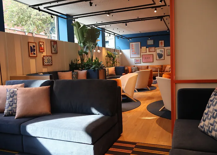 Holiday Inn Express & Suites Lisbon - Principe Real By Ihg