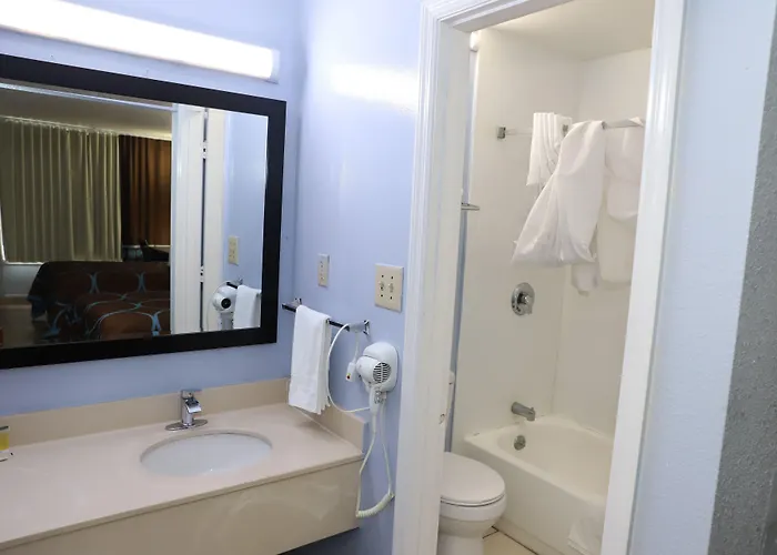 Super 8 By Wyndham Florence Sc I-95 North - Hwy 76