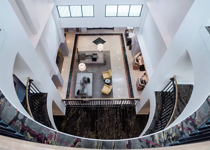 Courtyard By Marriott Hickory Hotel