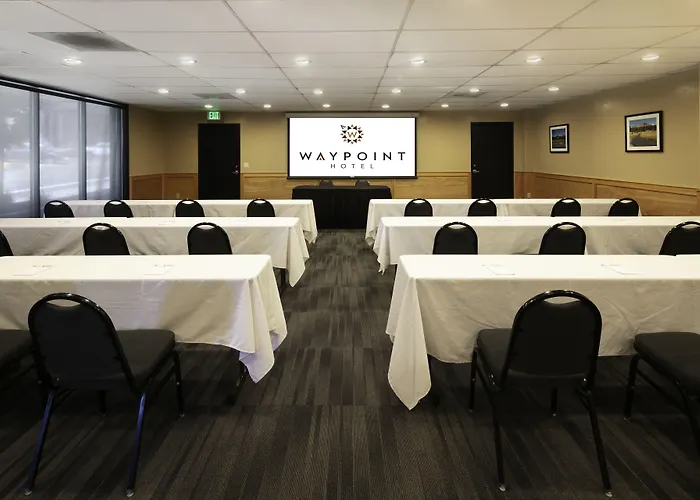 Waypoint Hotel