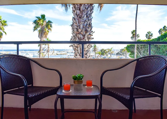 Beachside Inn