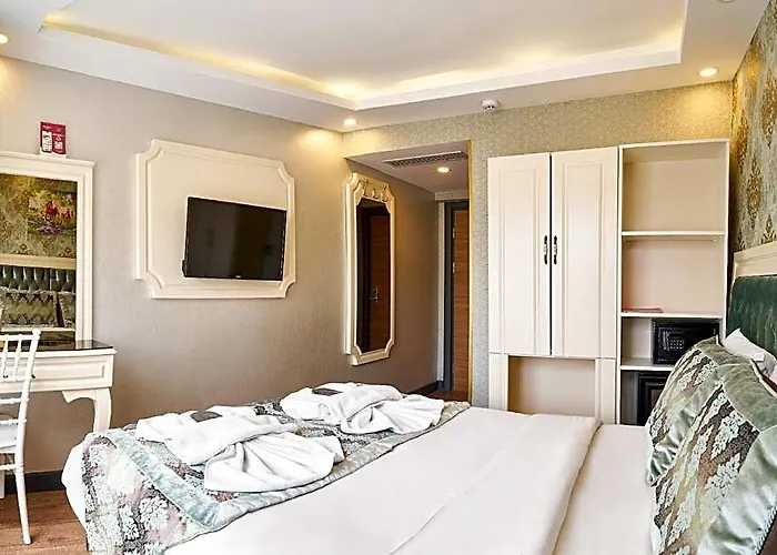 Ersu Hotel