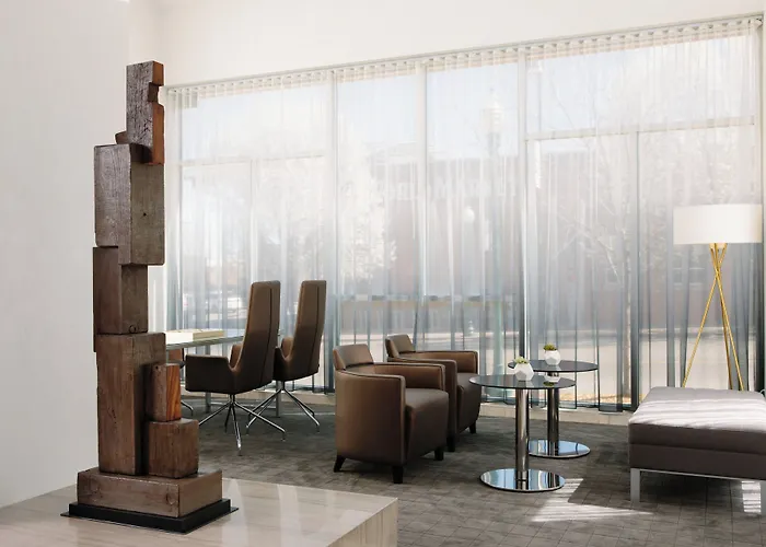 Ac Hotel Kansas City Plaza