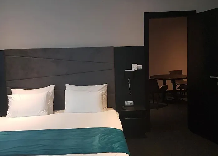 Hotel Bank
