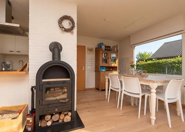 Welcome In - Vakantiewoning Met Ruime Tuin En Open Haard I Horizon 3 Renesse