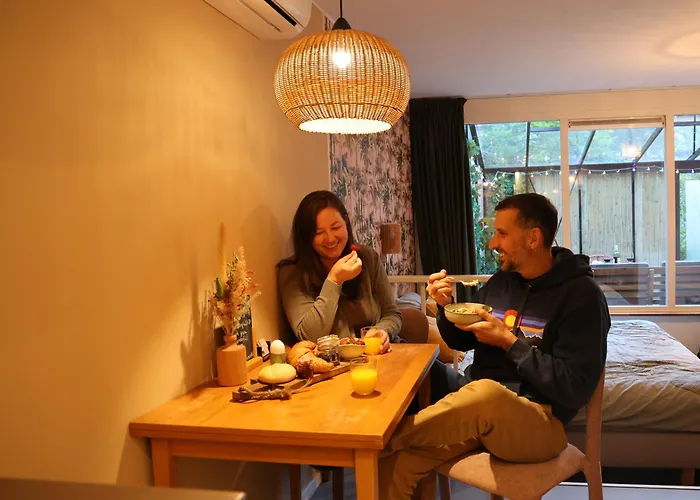 B&B Berglust Rotterdam Met Serre En Gratis Parkeren