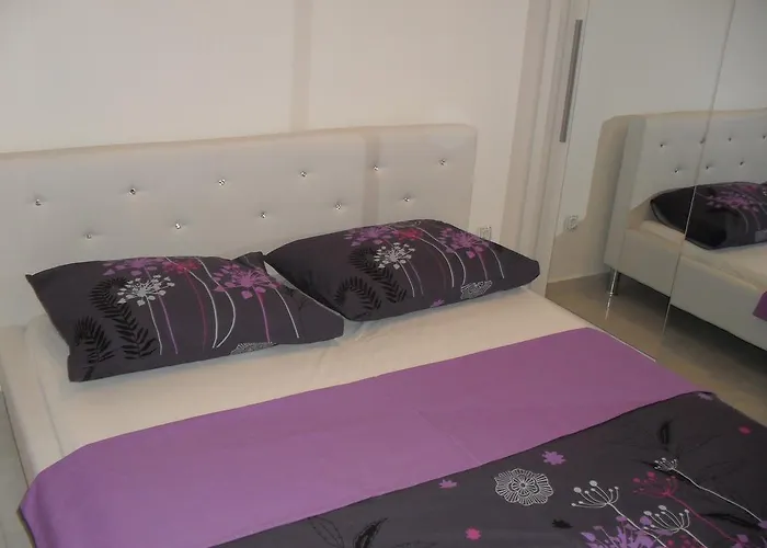 Apartments Govic