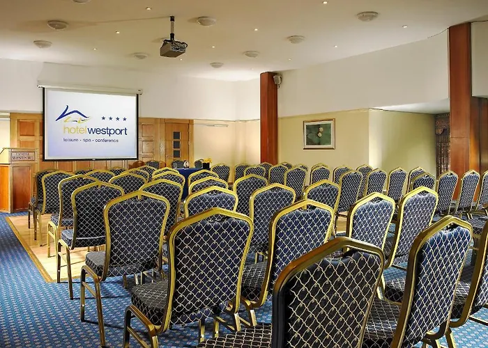 Hotel Westport - Leisure Spa And Conference