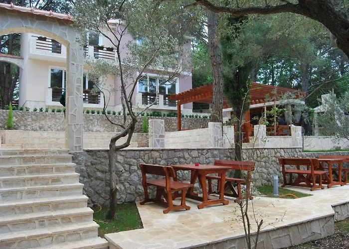Hotel Art Media