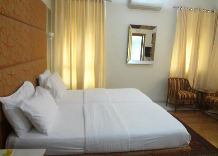 Astoria Hotel