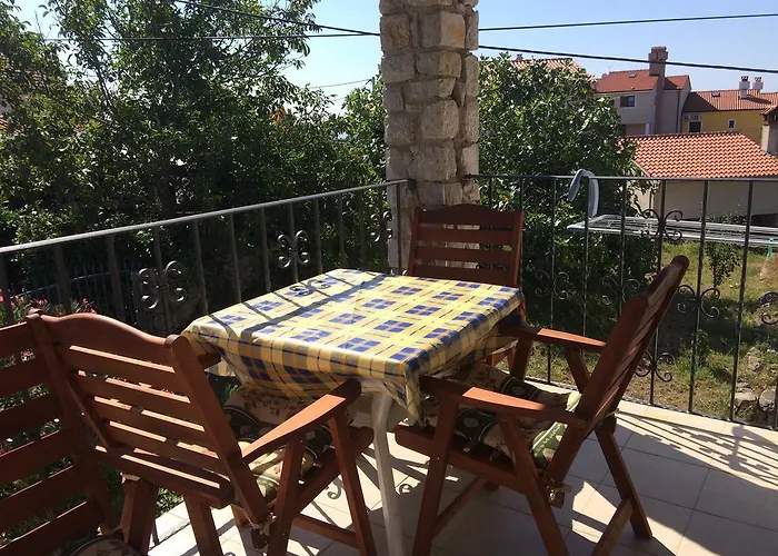 Apartments Vodaric Loznati