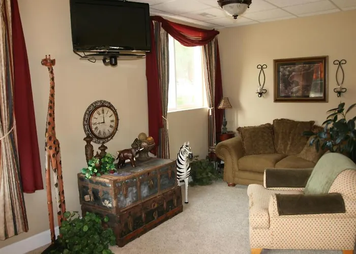 Monroe Street Suites