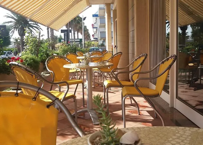Petit Hotel