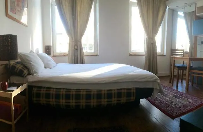 Appart-Hotel Maison De La Lune - Petite Auberge D'Etterbeek