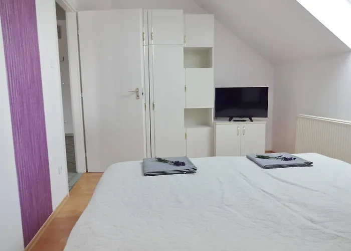 Albizia Apartments