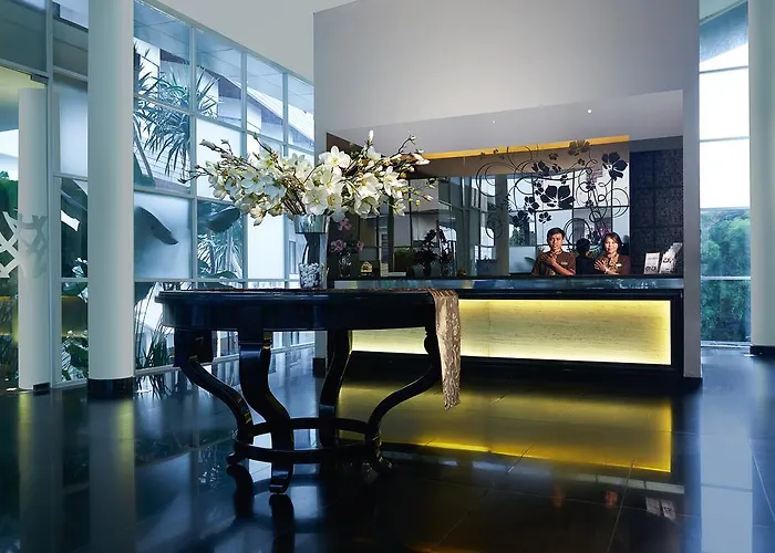 Grand Kecubung Hotel