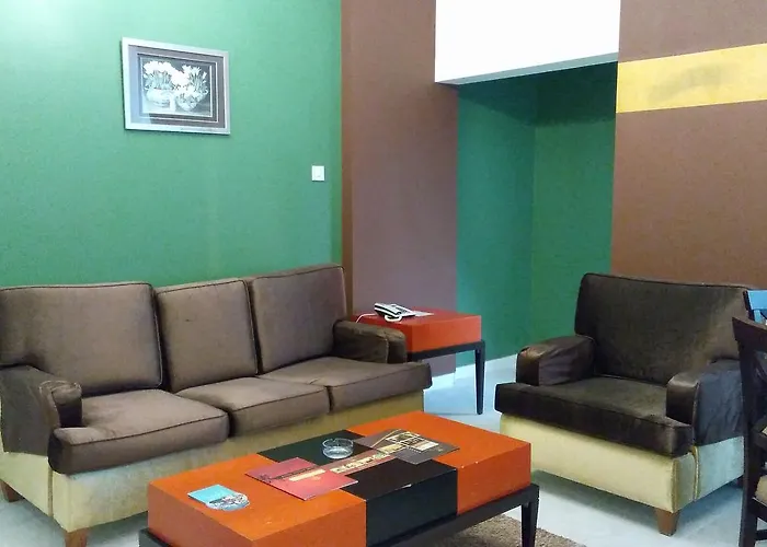 Royal Crown Suites Sharjah