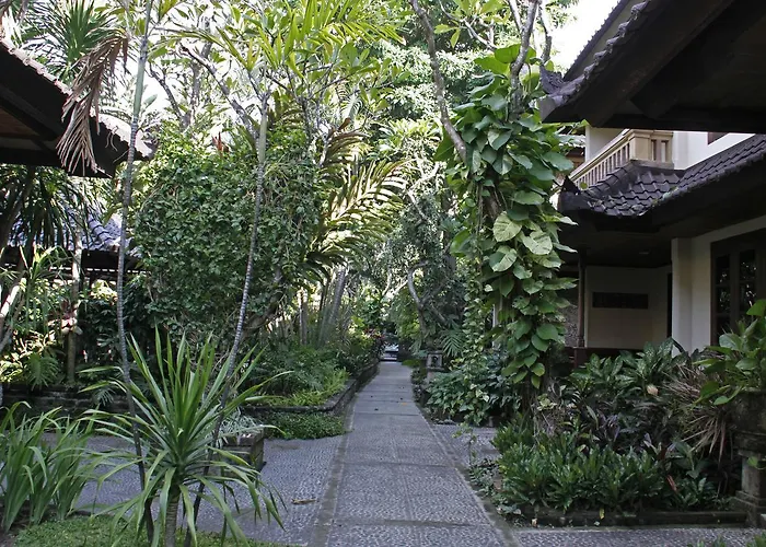 Hotel Puri Bambu