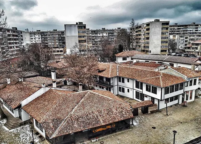Khan Staria Dobrich Family Hotel