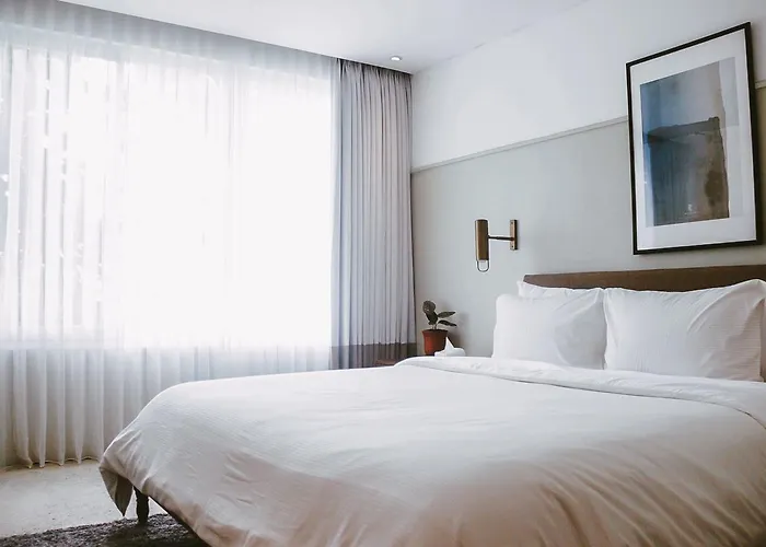 Blackbird Hotel