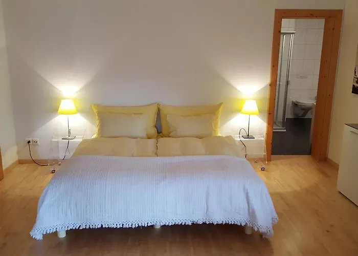 Suite mit Parkplatz Gebertingen