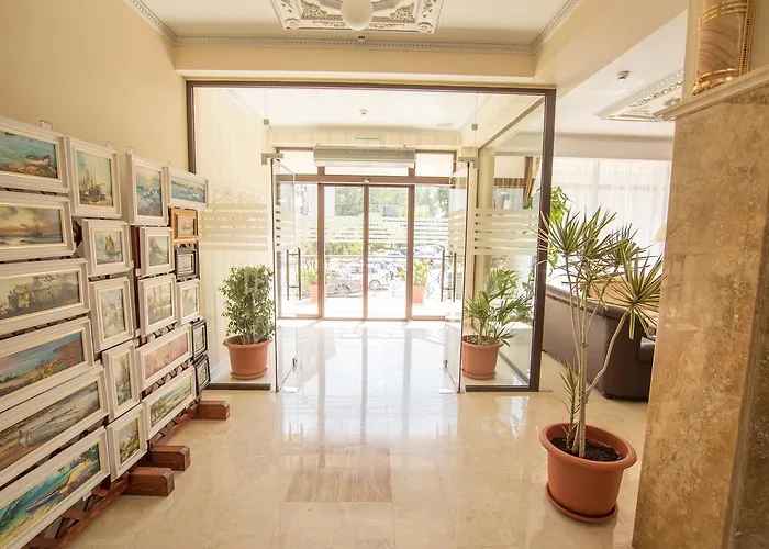 Msr Port Hotel