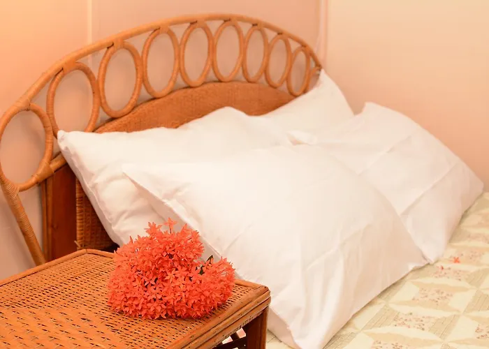 Windjammer International Cuisine & Comfort Inn