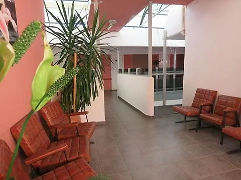 Hotel Jardin Del Lago