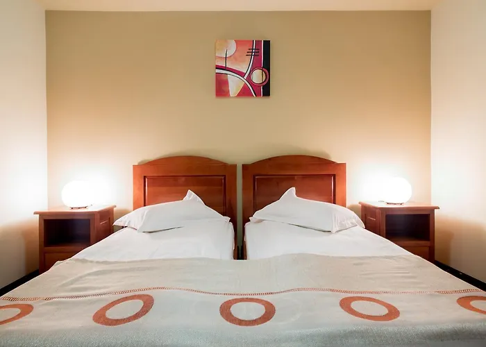 Red Hotel
