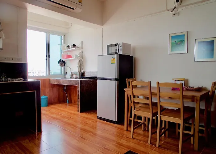 Skb Mansion Close To Mrt In Hua Mark