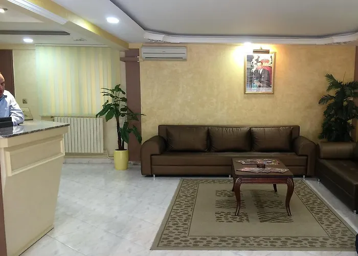 Fajr Hotel