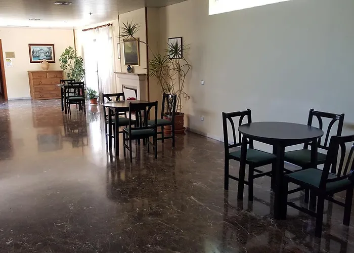 Hotel Reina Isabel