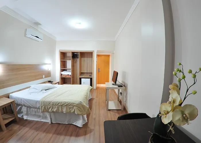 Turis Hotel