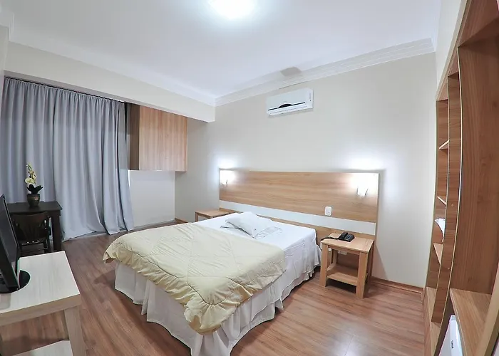 Turis Hotel