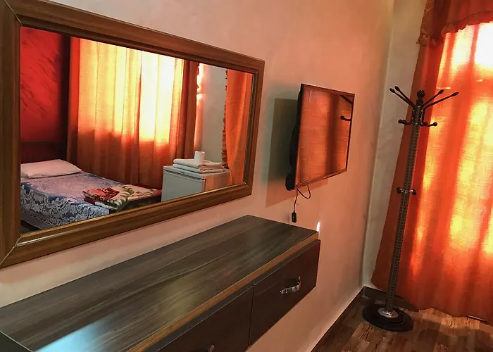 Sun Rise Hotel & Hostel & Tours