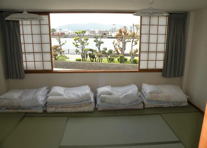 Business Hotel Minshuku Minato