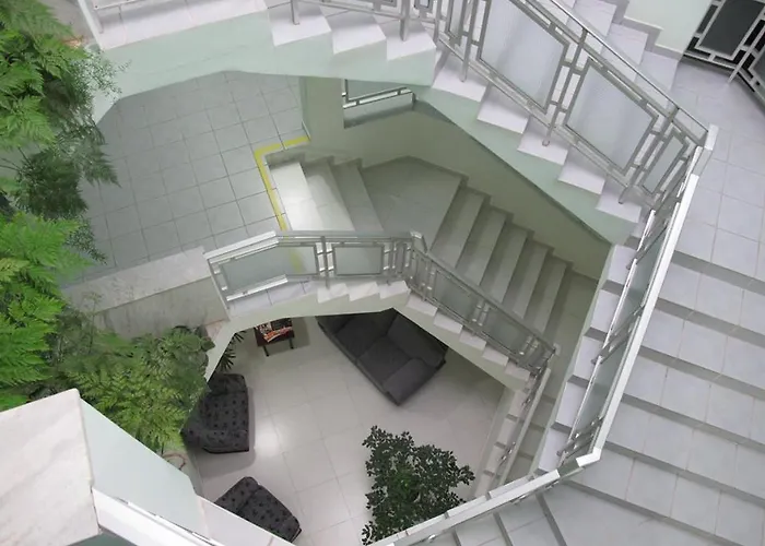 Hotel Piramide