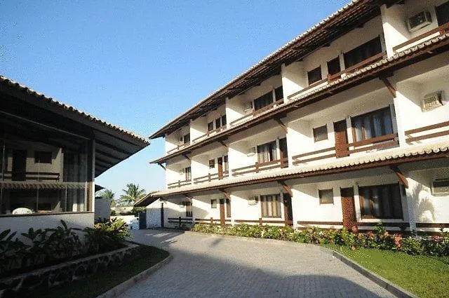 Hotel Arembepe Beach