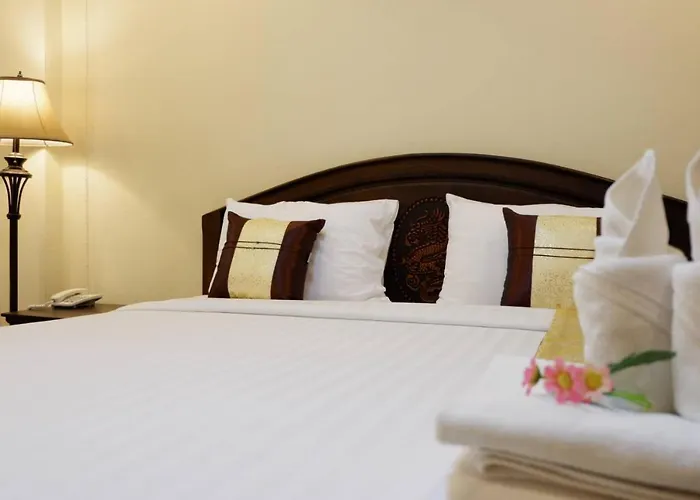 Nanbaankhun Hotel