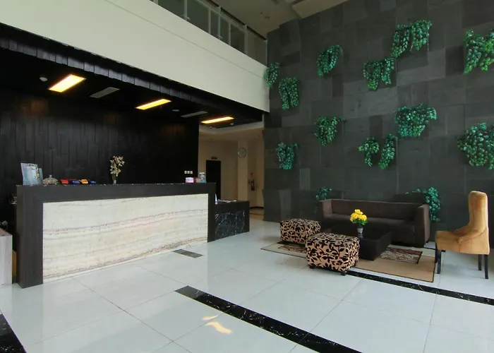 The Sun Hotel Madiun