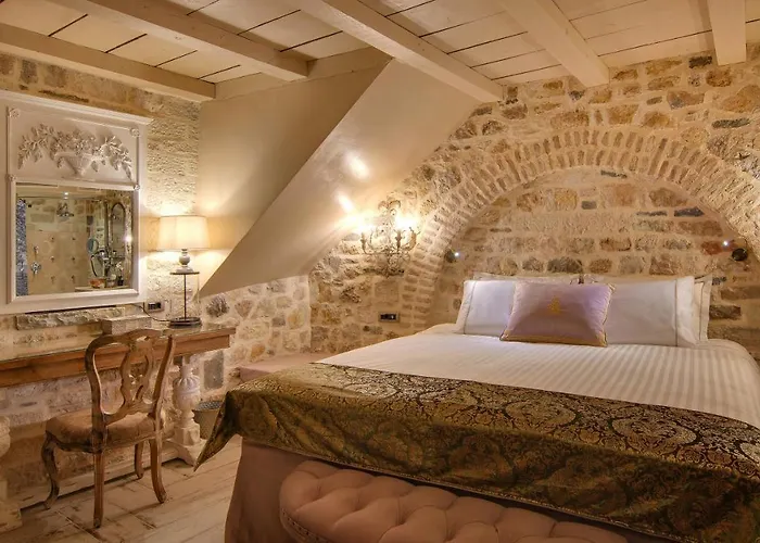 Kamares Historic Boutique Hotel & Spa