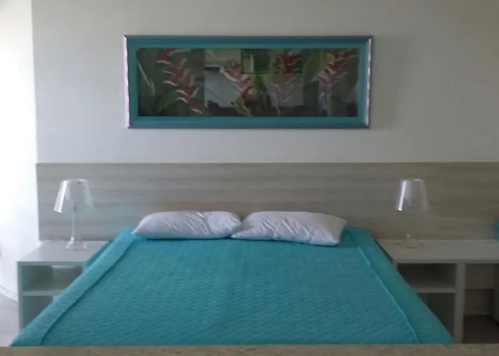 Condado Aldeia dos Reis 205 e 213